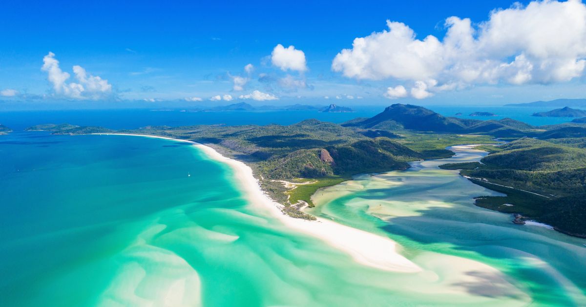 Man visits 'best beach in the world' and is left amazed by one detail