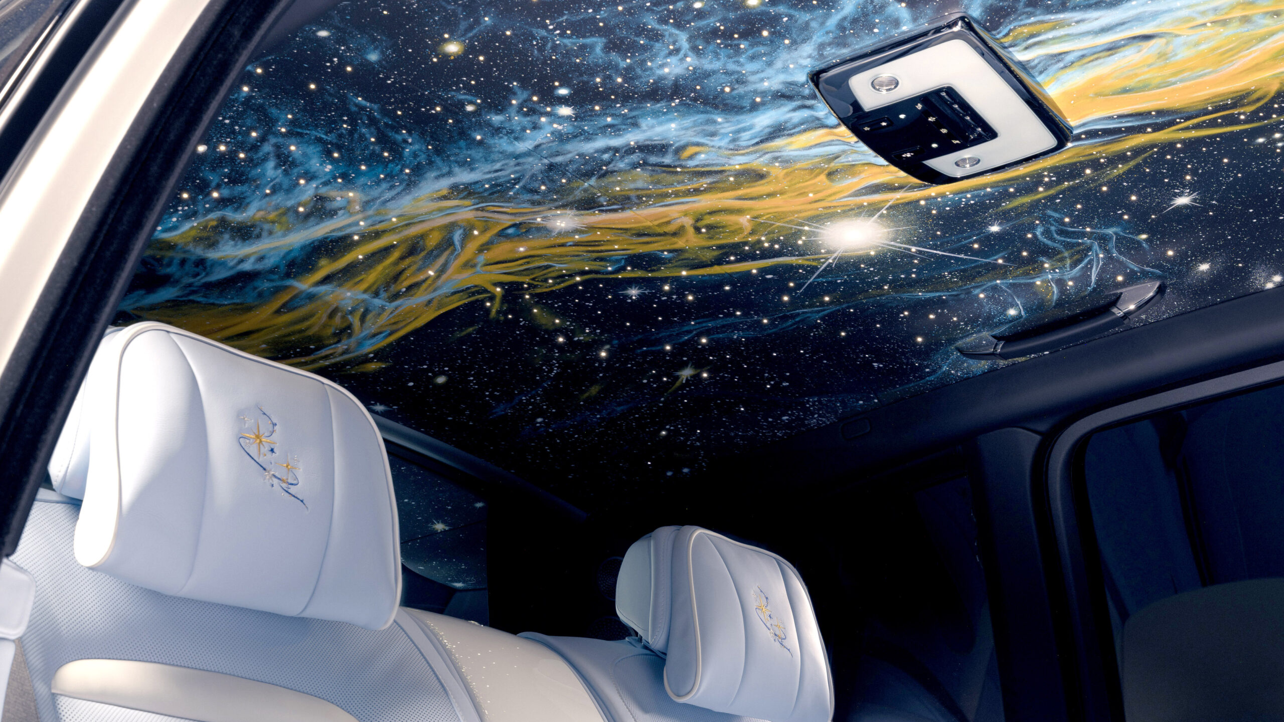 You’ll Never Look At A Car Roof The Same After Seeing This Rolls-Royce