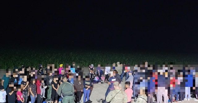 Texas Border DA’s Employee Imprisoned for Migrant Smuggling with Government Vehicles