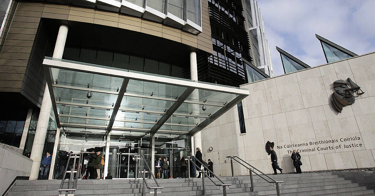 'Trusted lieutenant' in crime gang jailed