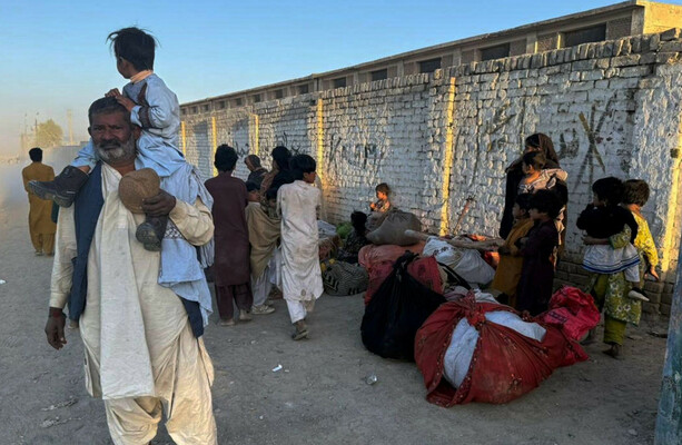 Pakistan and Afghanistan agree to 'immediate ceasefire' in Qatar talks