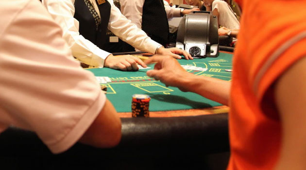 Betfred says all its shops may close if UK hikes gambling tax
