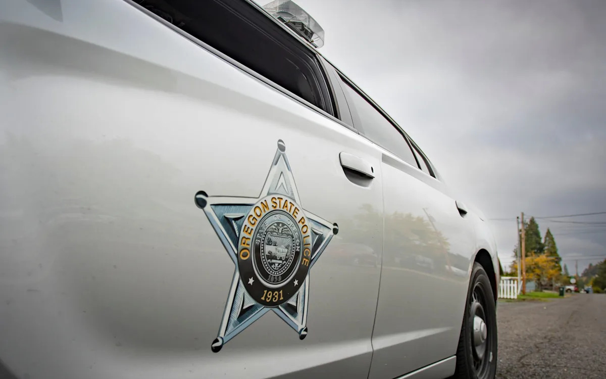 42-year-old Springfield man dead after crash on I-5