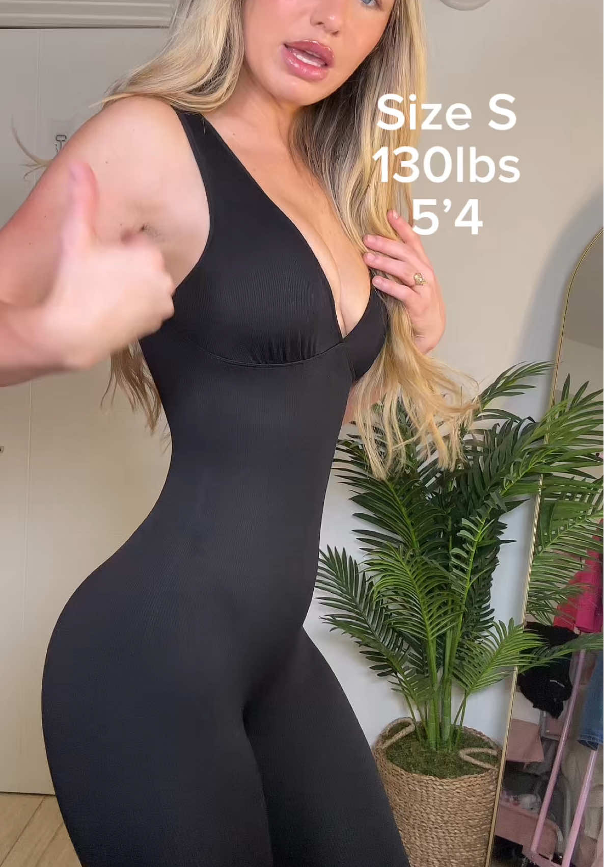 This is a need 🤩 #forwomen #bodypositivity #fyp #bodysuit #bodysuitshapewear