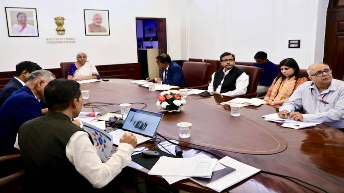 India’s Economy Powers Ahead with Strong Demand, Low Inflation, and Rising Reserves: Finance Ministry Review