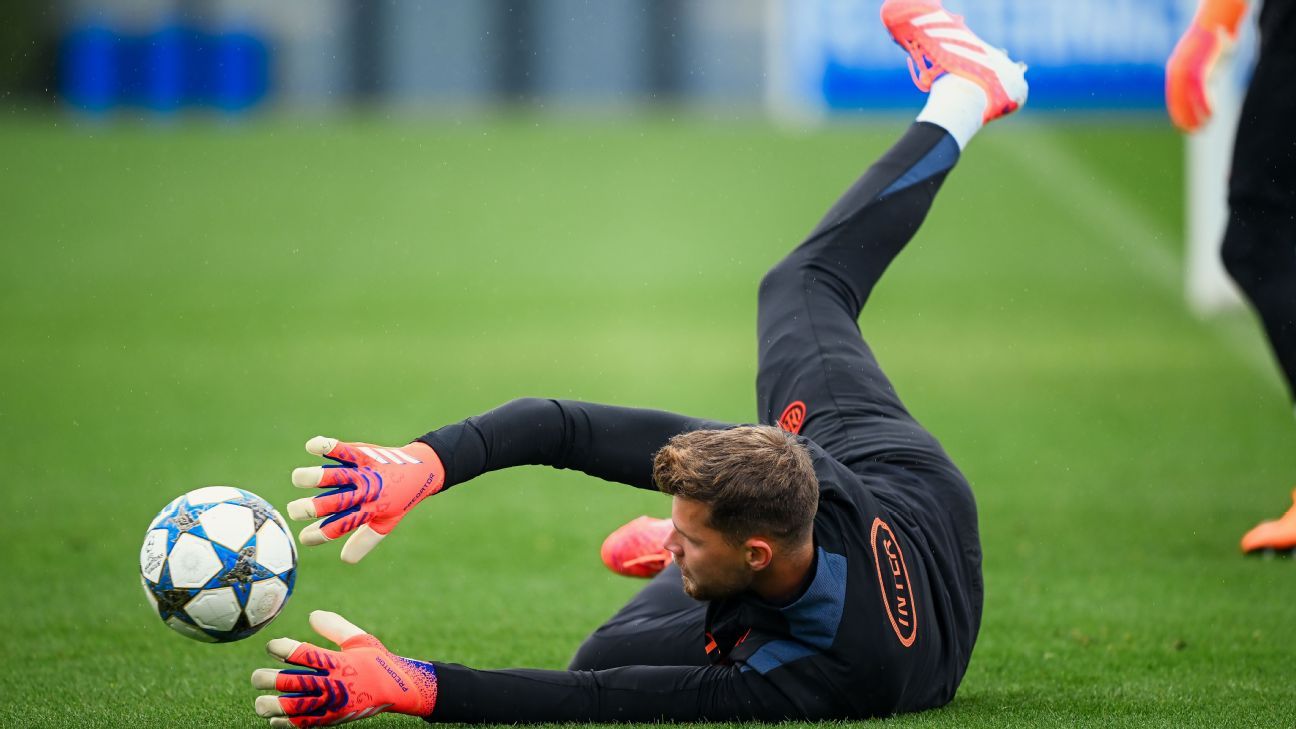 Inter keeper involved in crash, 81-year-old dies