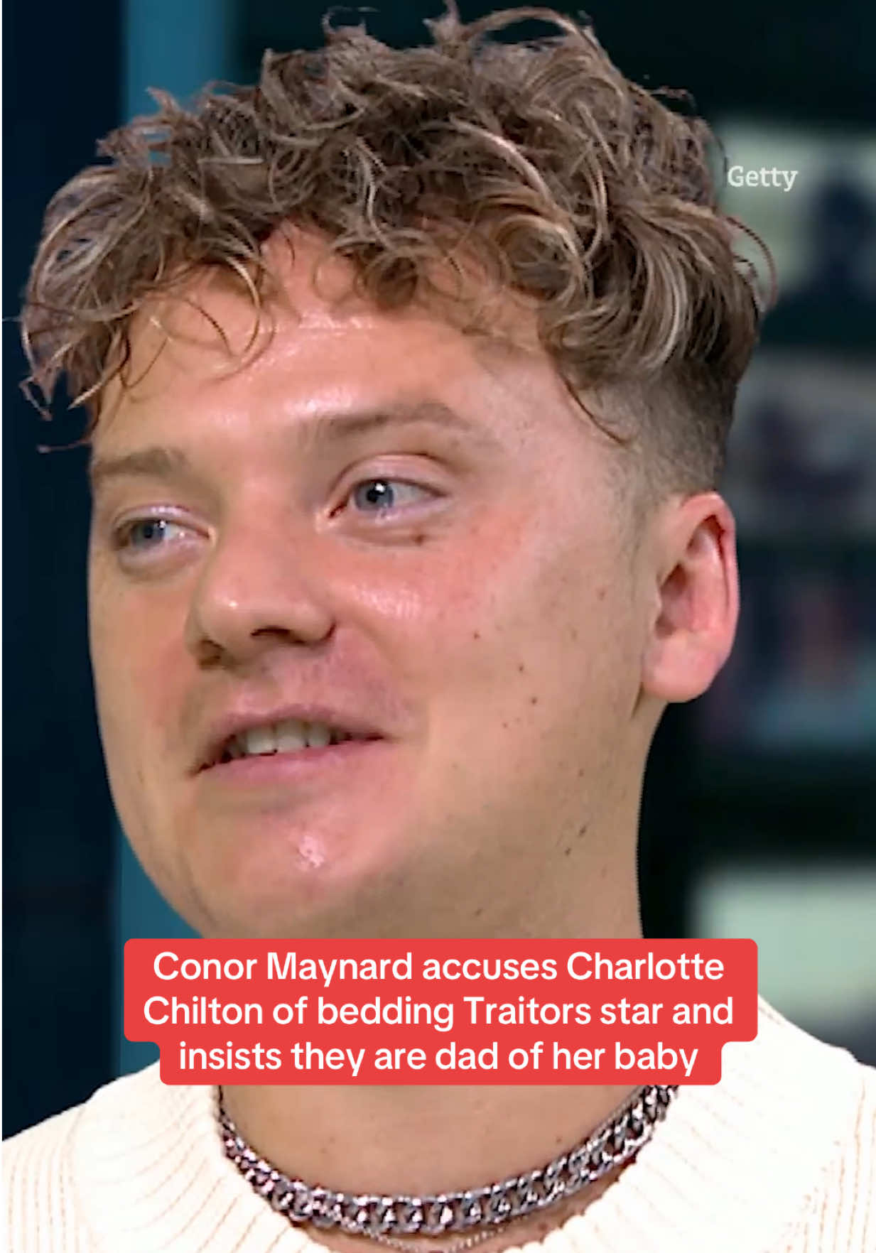 The YouTuber publicly identified the man for the first time after sharing a private message from the star’s ex-wife.  #Traitors #conormaynayrd #charlottechilton #ShowbizNews