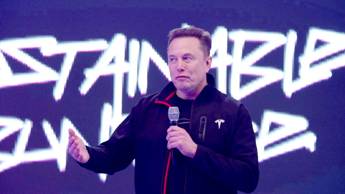 Elon Musk on course to become the world's first TRILLIONAIRE: Tycoon sets out his vision for AI cars and robot army to perform surgery and 'eliminate poverty'