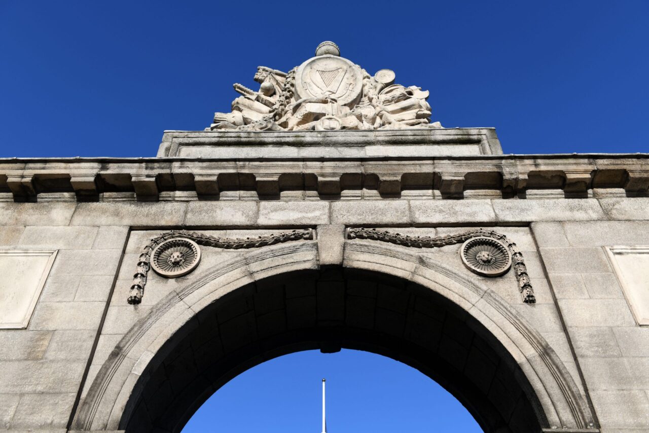 Retailers fail in bid to cross-examine top health official on tobacco licensing