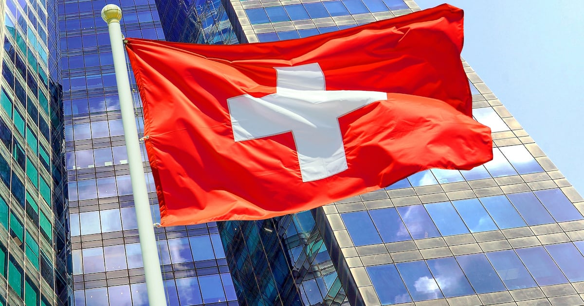 Swiss Lawmakers File Criminal Complaint Over Trump-Tariff Gifts, Including Rolex Clock