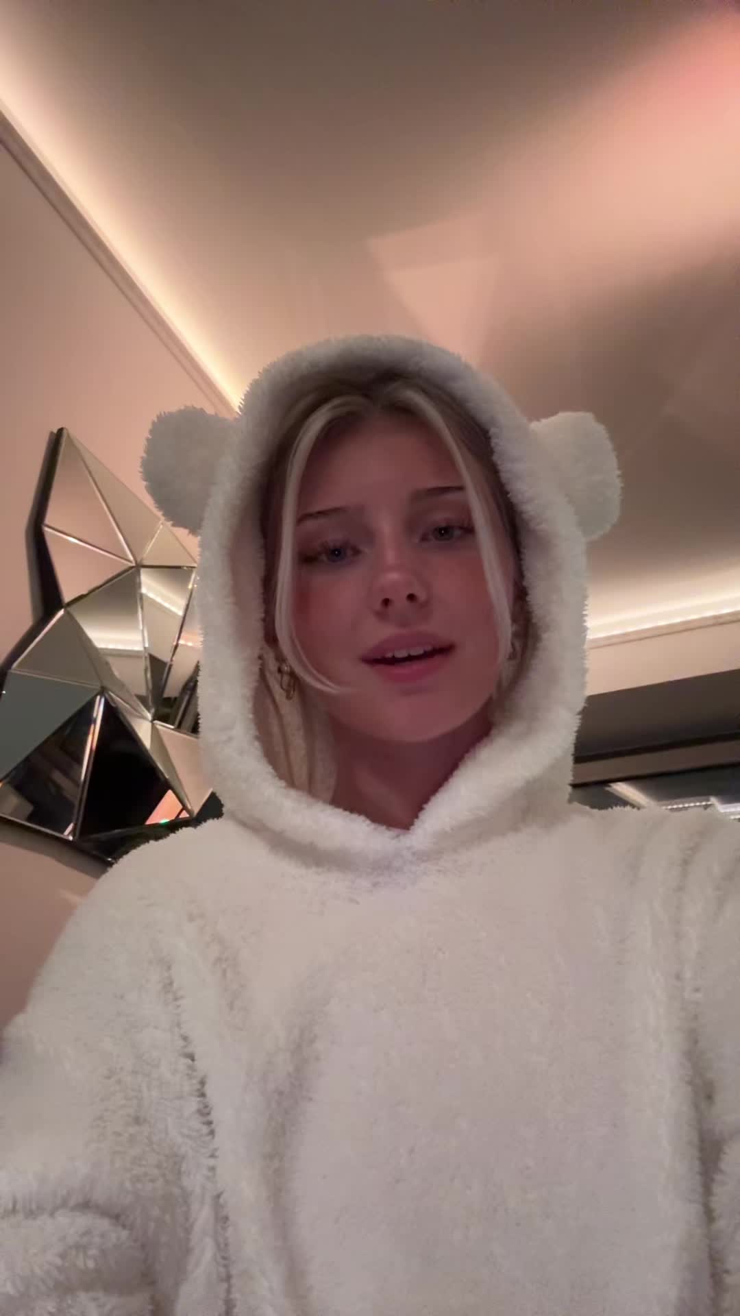 back in germanyyyy 🥶