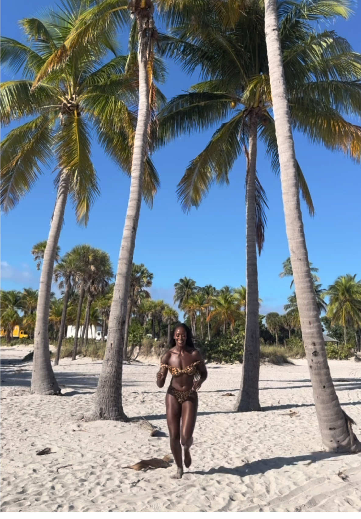 Miami. You owe me nothing #solotravel #traveltiktok #vacationmode #behindthescenes