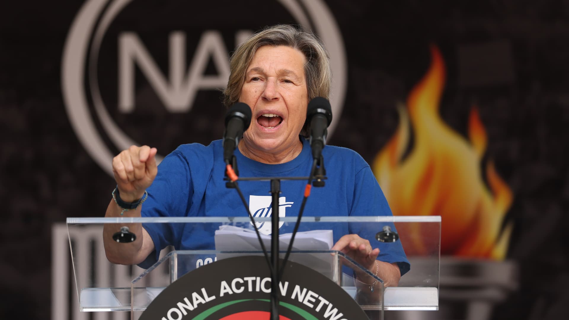 Teachers' union AFT slams crypto market bill, warns of 'profound risks' for America's retirement plans