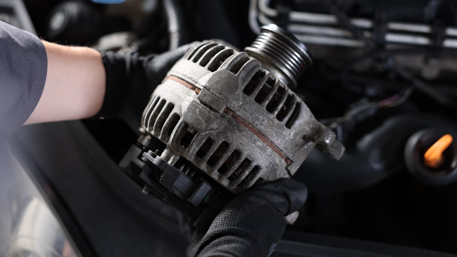 Should You Replace Your Car's Serpentine Belt When Replacing The Alternator?