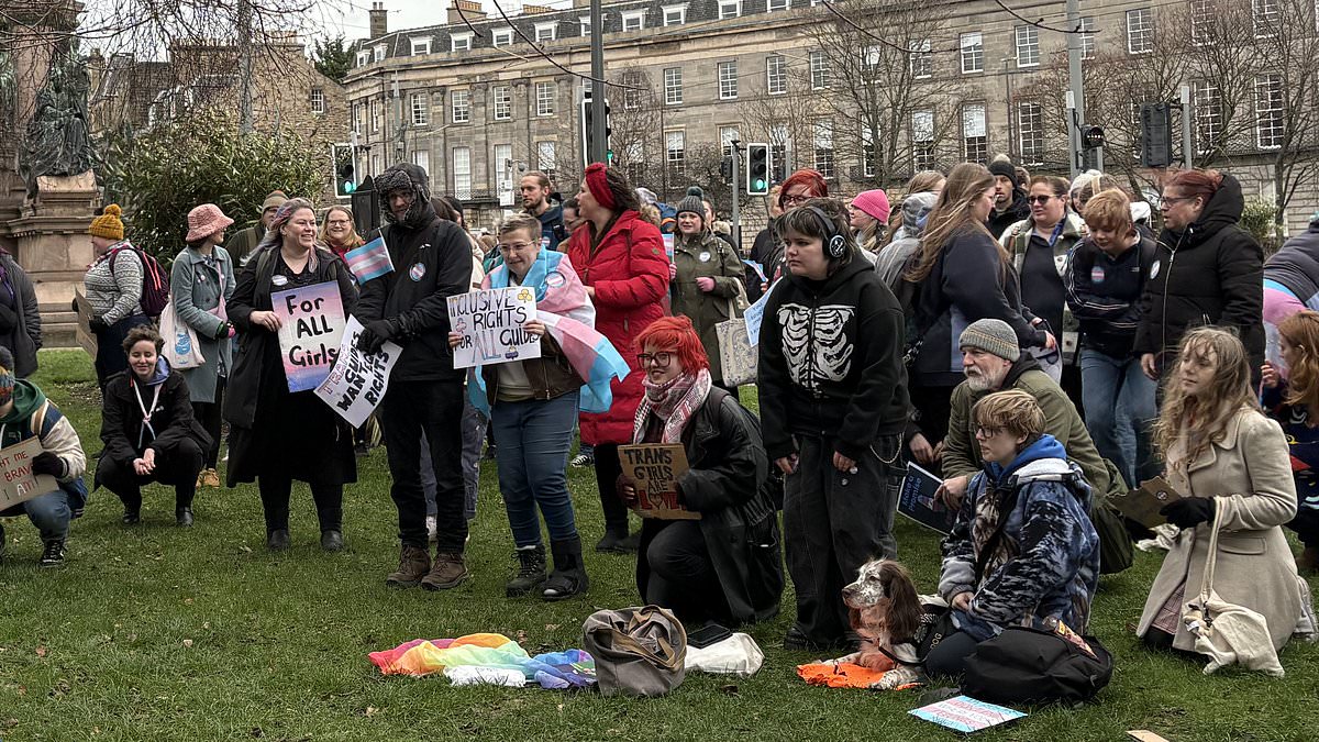 Protesters demonstate at Girl Guides headquarters