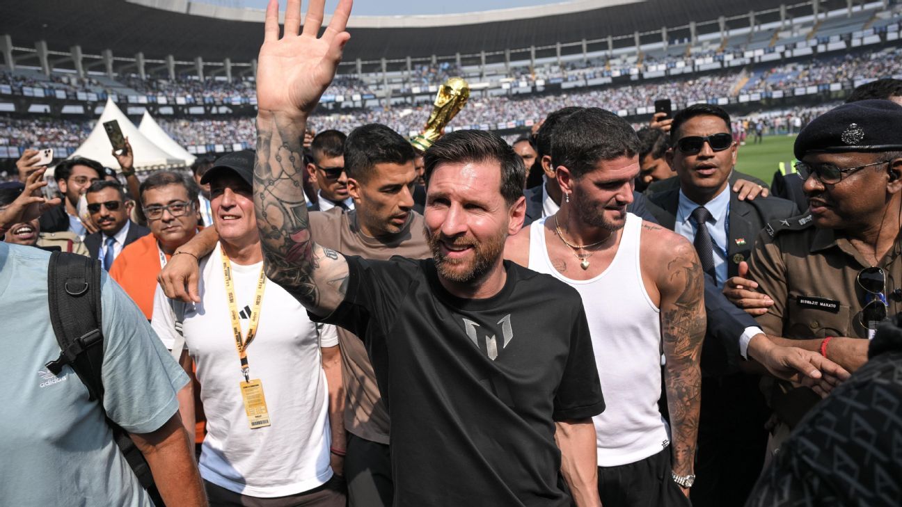 Messi statue event in India marred by fan unrest