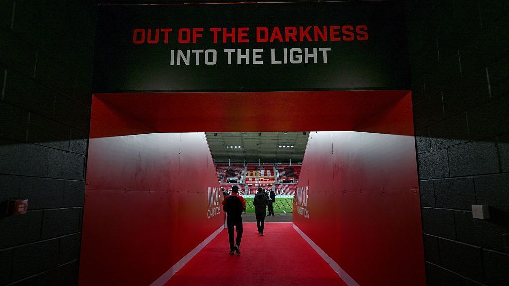 Sunderland vs Newcastle United LIVE: Latest updates from crunch Tyne-Wear derby