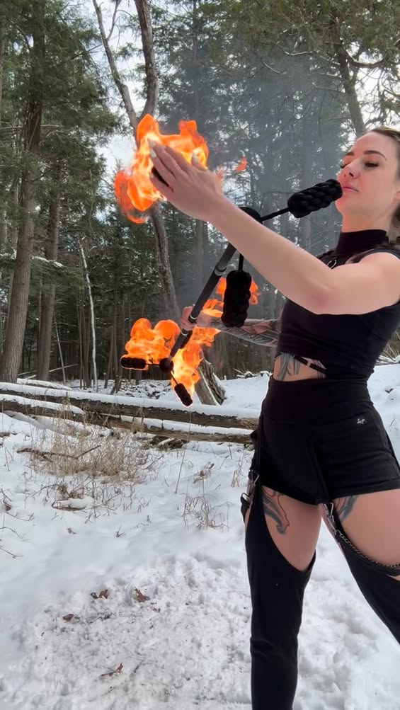 lil feel good free flow ✨🐦‍🔥🔥❤️‍🔥 Joggers @_midnightreverie_ code mindflow works at checkout  🐉 @wicked_stix_props...