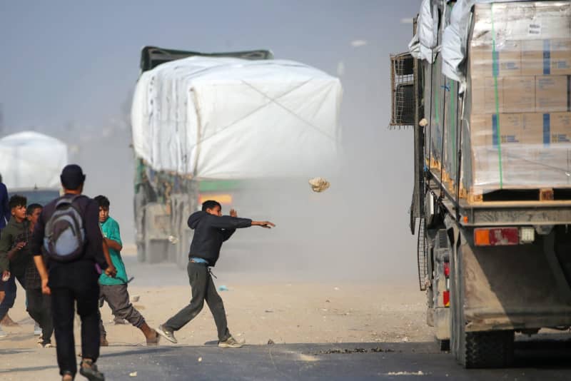 Between 600 to 800 aid trucks entering Gaza daily since start of ceasefire, COGAT confirms