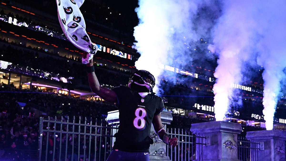 Lamar Jackson out of playoff-chasing Baltimore Ravens' game amid bombshell trade rumors