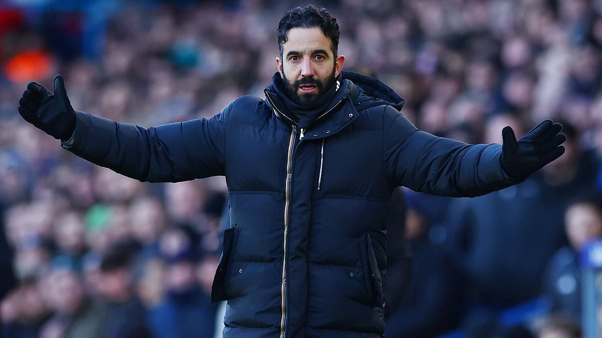 Carragher calls Amorim a 'barely competent' Premier League manager