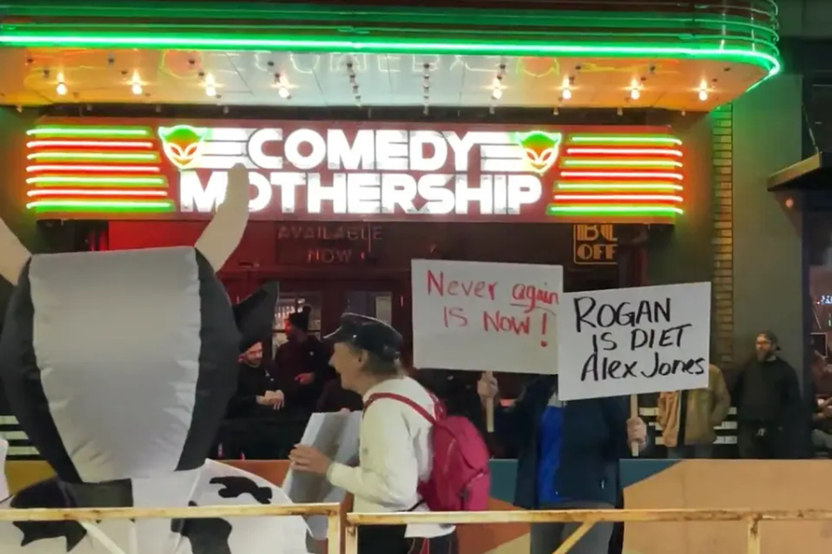 ‘Diet Alex Jones:’ Joe Rogan’s controversial comedy club was hit with protests on NYE