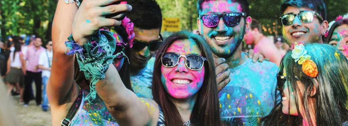 Is Reddit (RDDT) Pricing Reflect Its AI Licensing Deals And Recent 47% One Year Rally