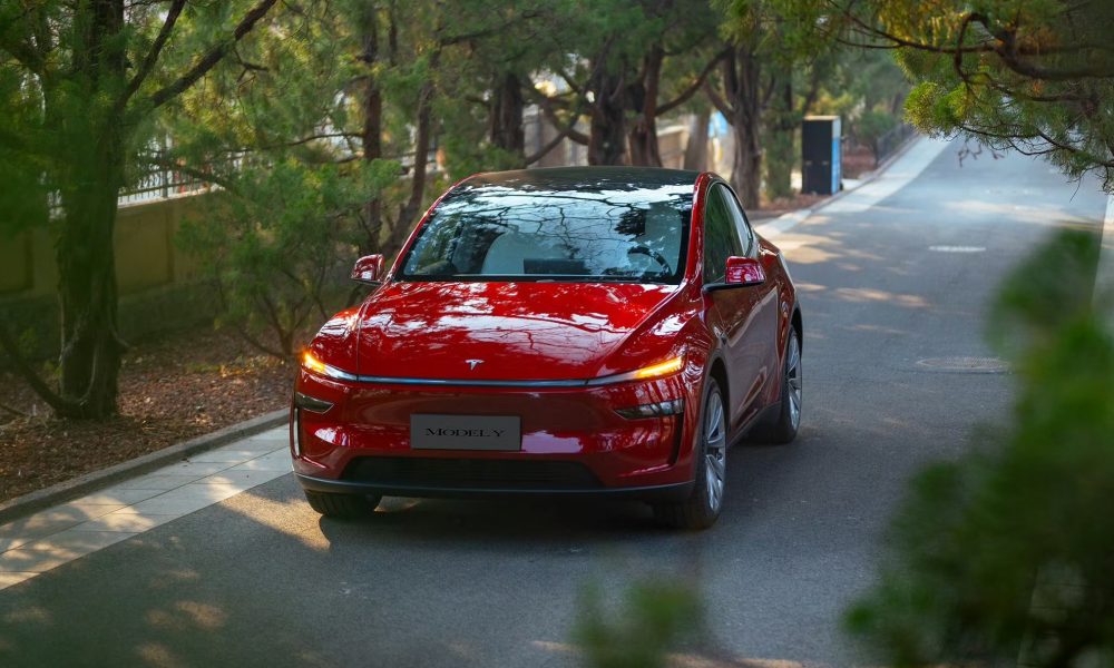 Tesla earns top honors at MotorTrend’s SDV Innovator Awards