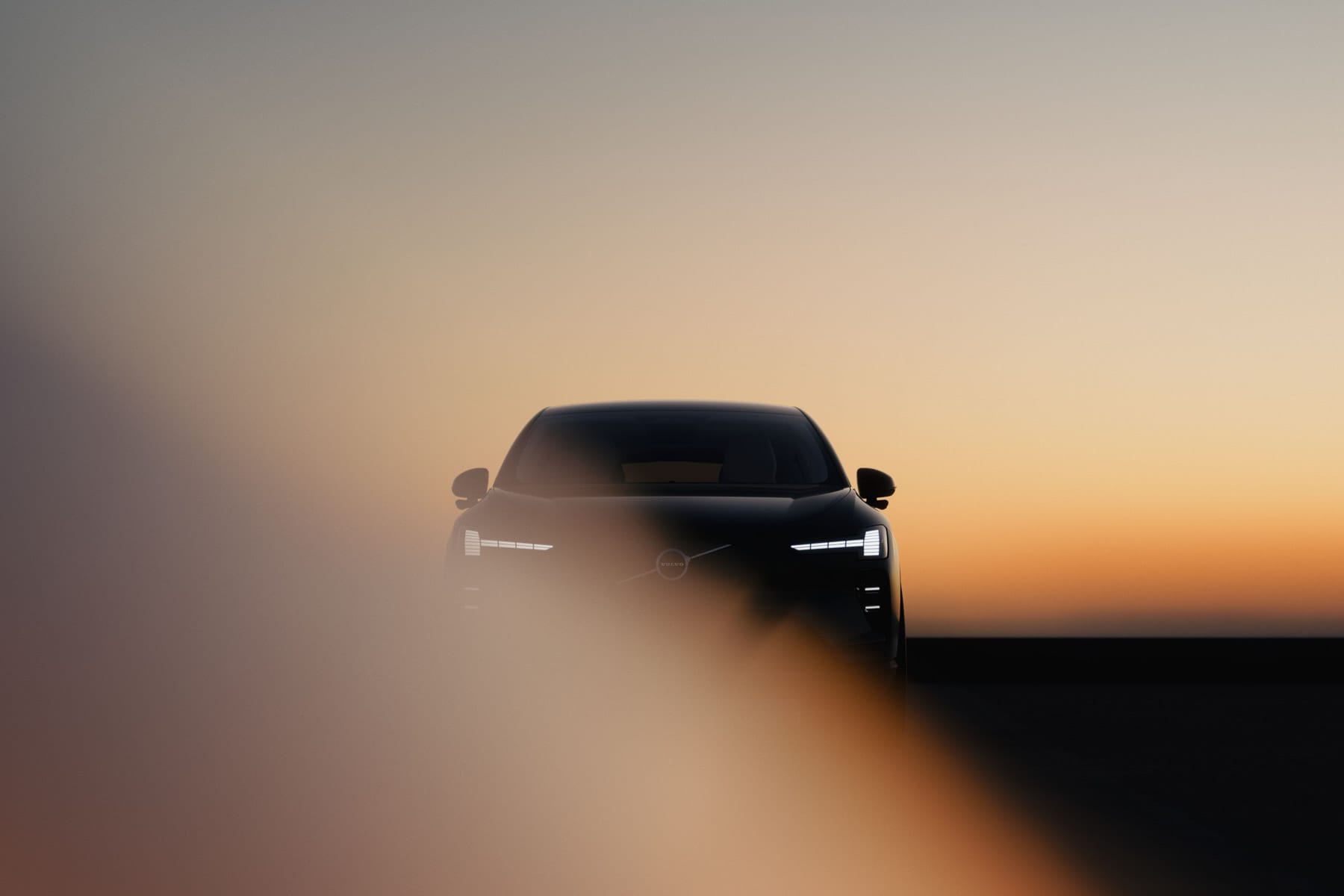 Volvo EX60 achieves over 800 kilometres of range