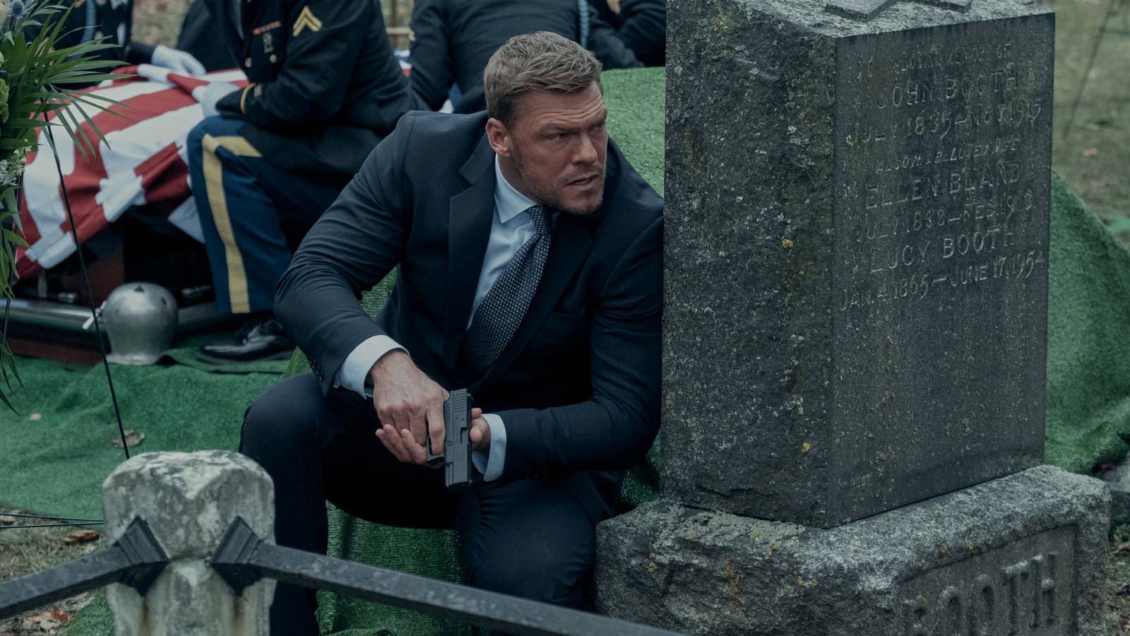 Alan Ritchson's Reacher Taught Hollywood A Valuable Lesson They Should Never Forget