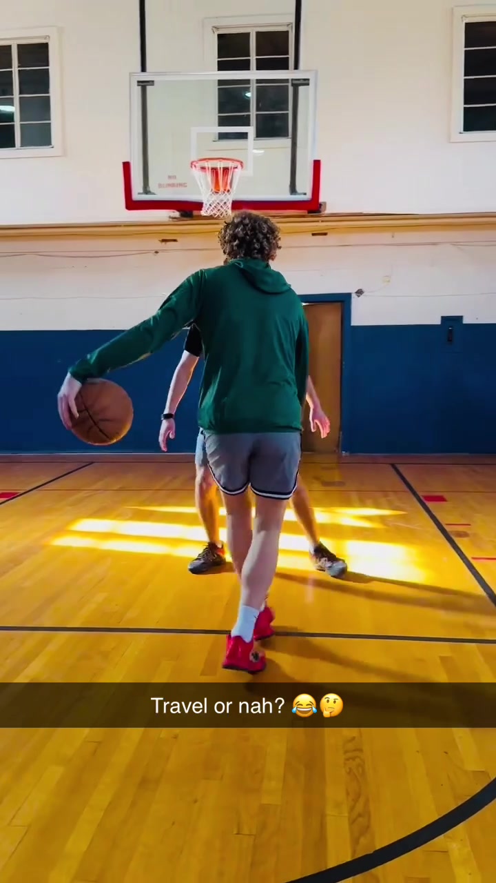 Thoughts? 👀 (via @getmooregame) #basketball #hooper