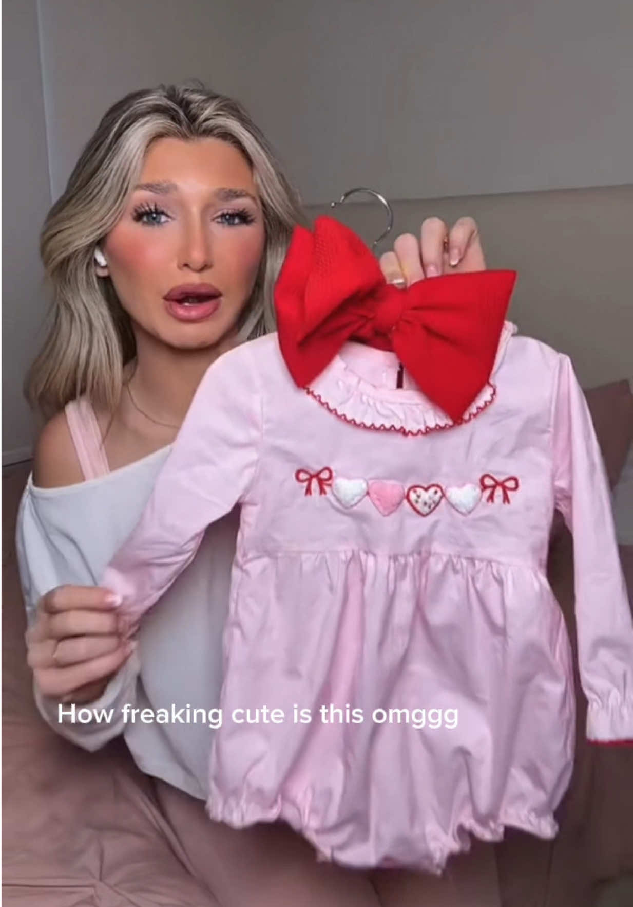 Valentines baby clothes are soo cute!!❤️❤️ #valentinesday #forwomen #babygirl