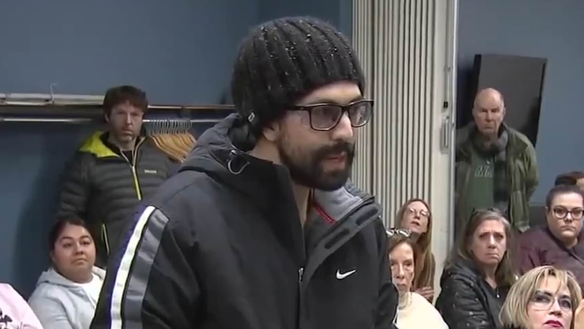 Chicago teacher suspended for writing 'Go ICE' on social media