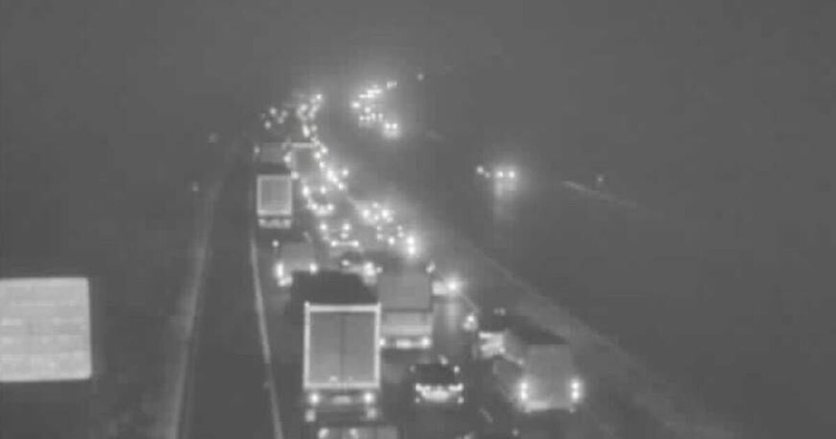 M4 Bristol fire LIVE: Motorway shut as lorry ablaze and huge queues ahead of rush hour