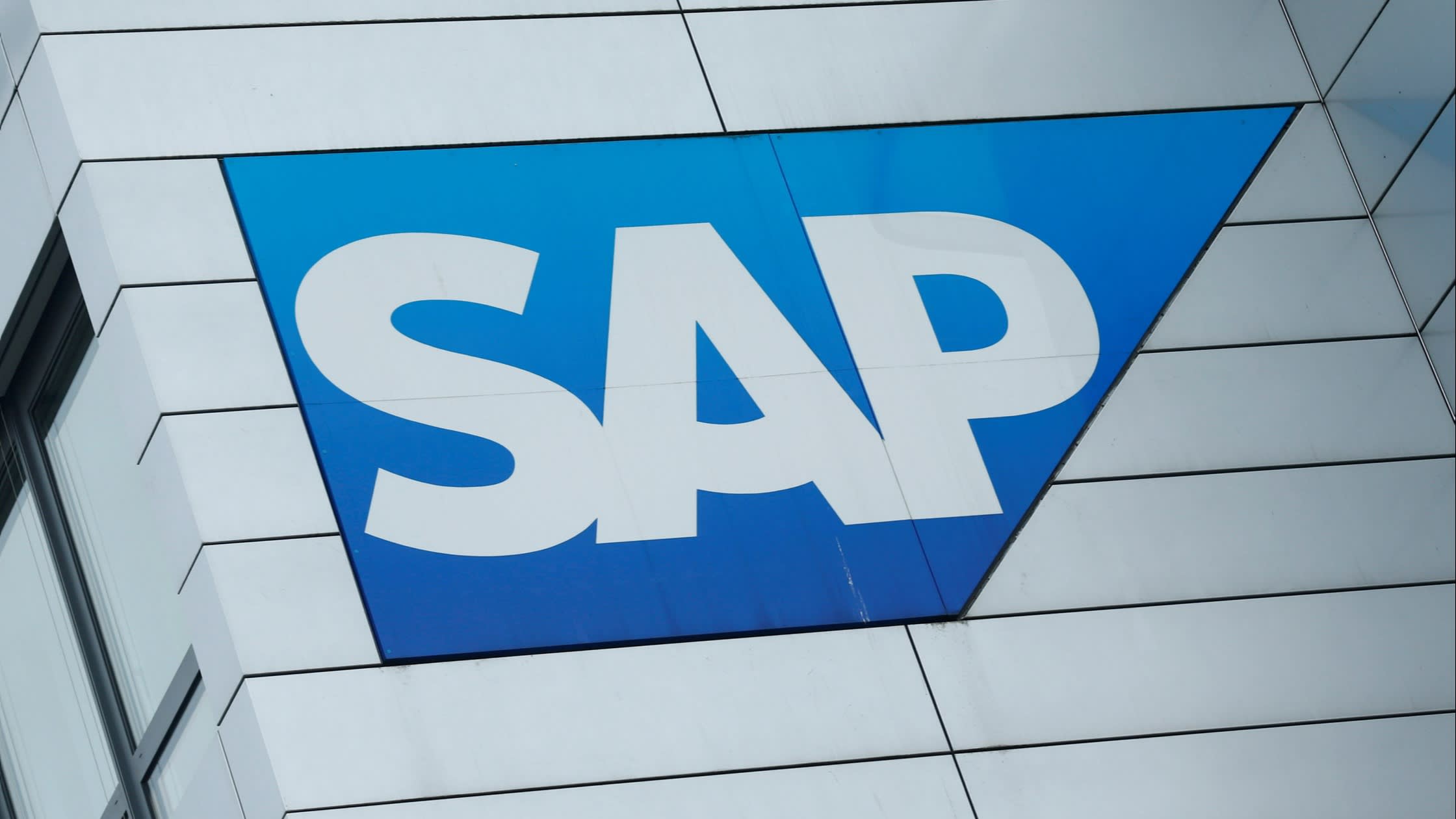 SAP set for biggest fall in five years amid concerns over cloud business