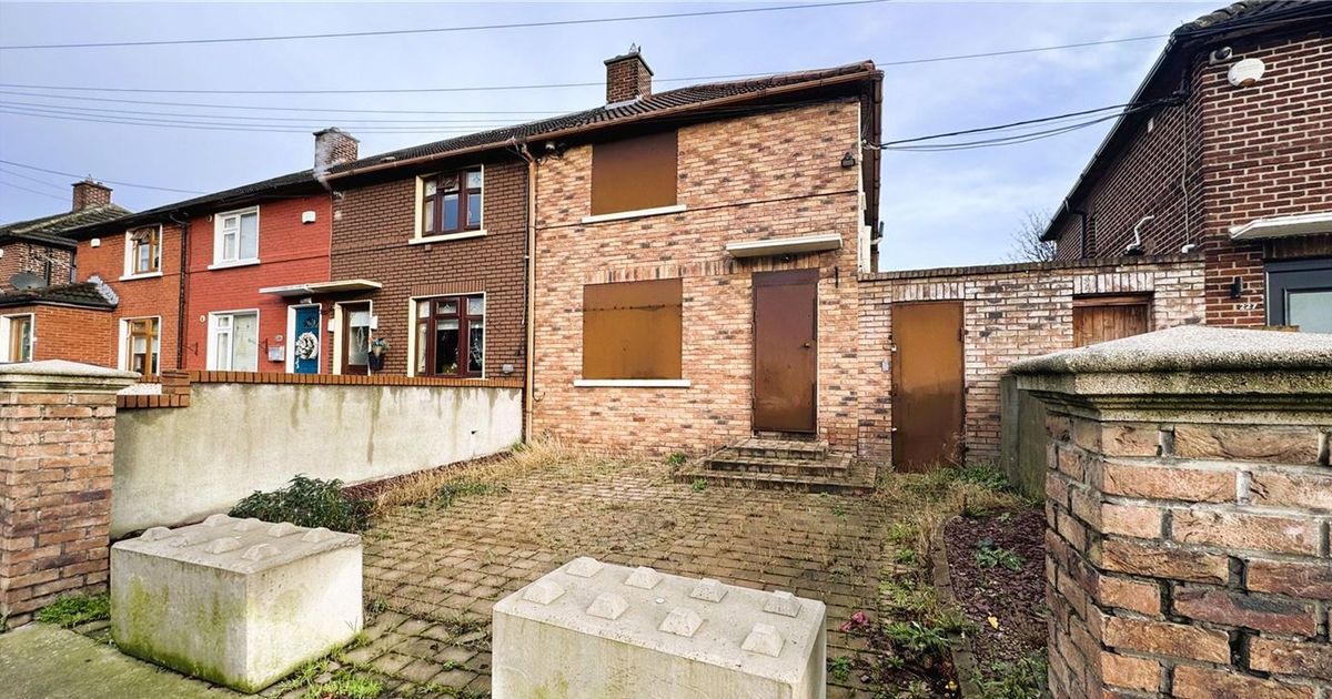 Inside Dublin home once owned by notorious gangster as it sells for €490k at CAB auction