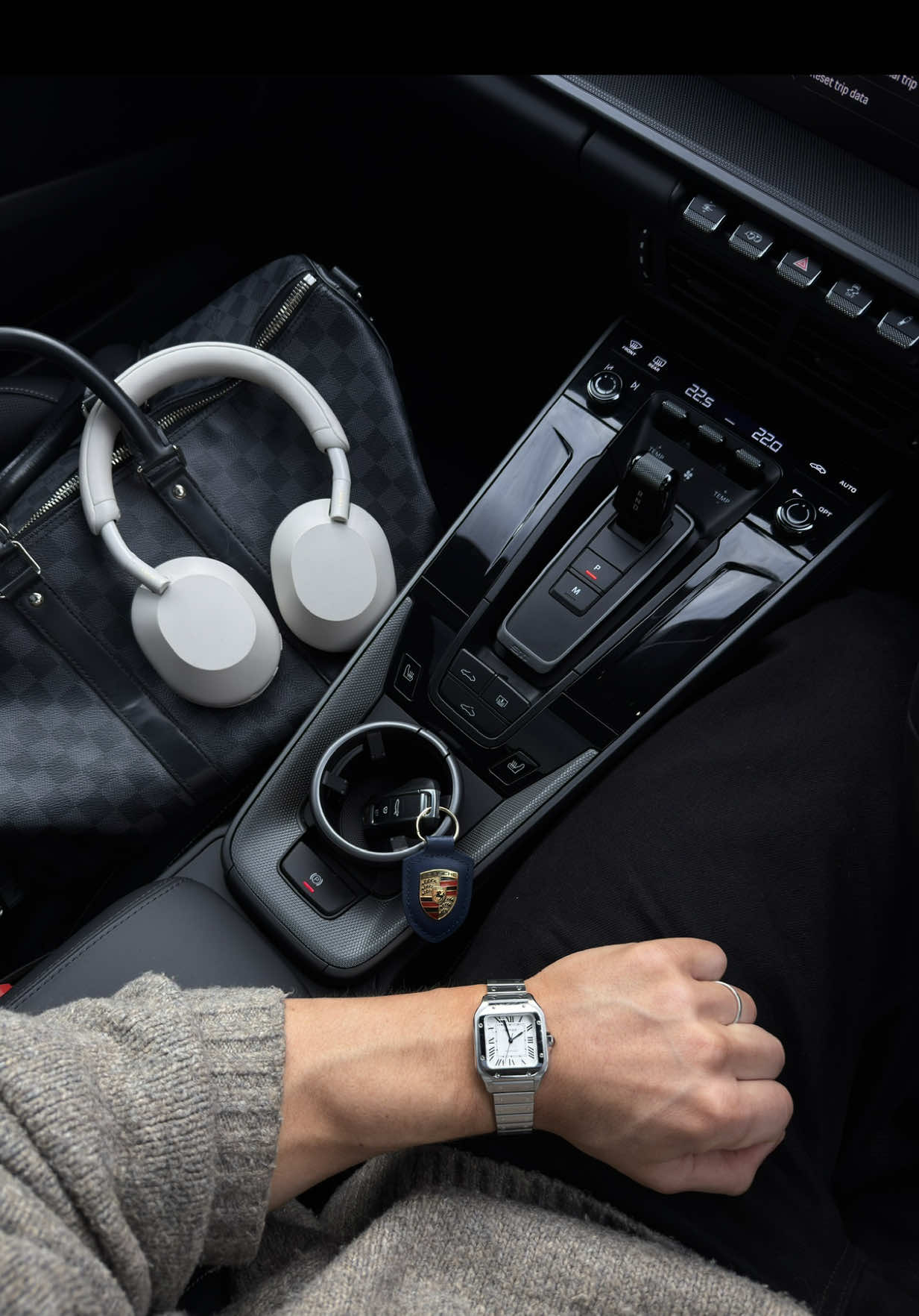 Let’s go pick up the new Porsche 911 Carrera 4S  Big thanks to @Craig at Porsche Aberdeen for lending it to me