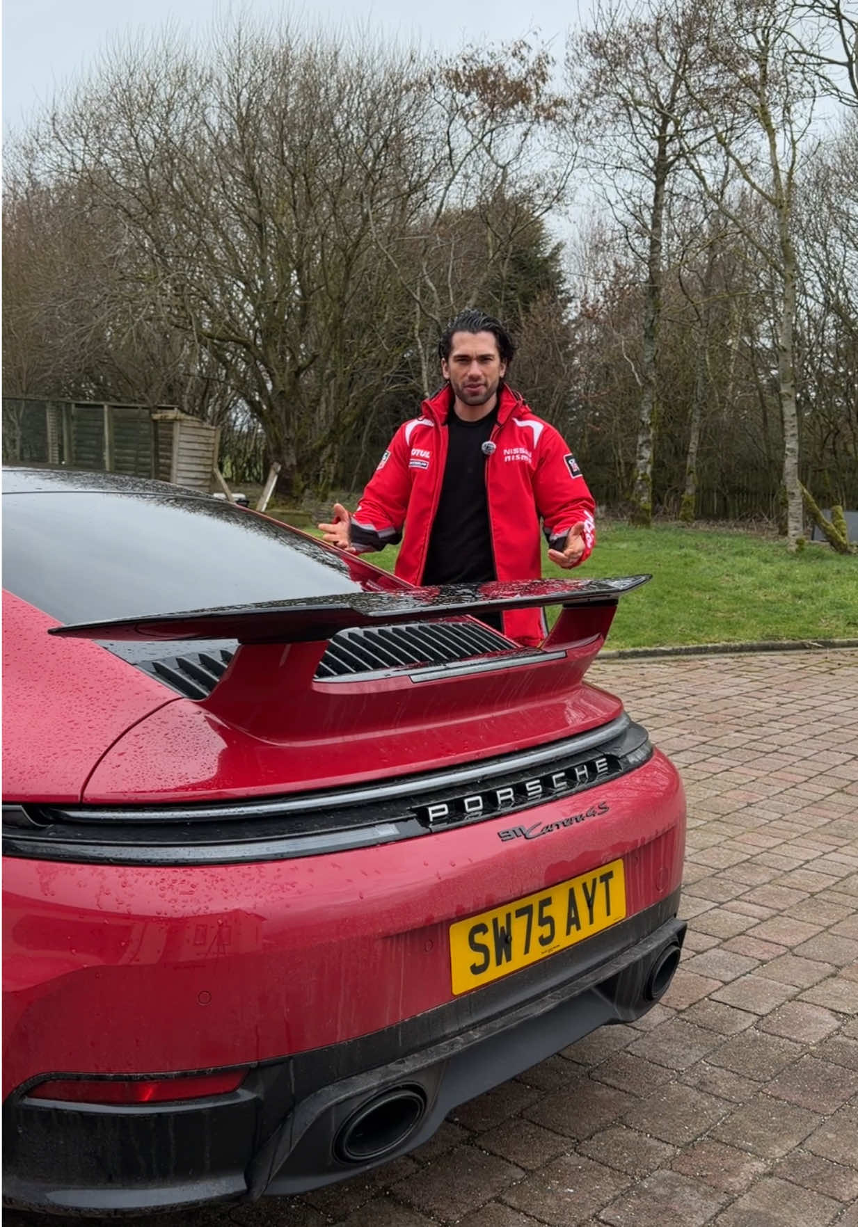 How does the new Porsche 911 Carrera 4s sound? Do you enjoy the exhaust note or do you miss the old naturally aspirated ones.