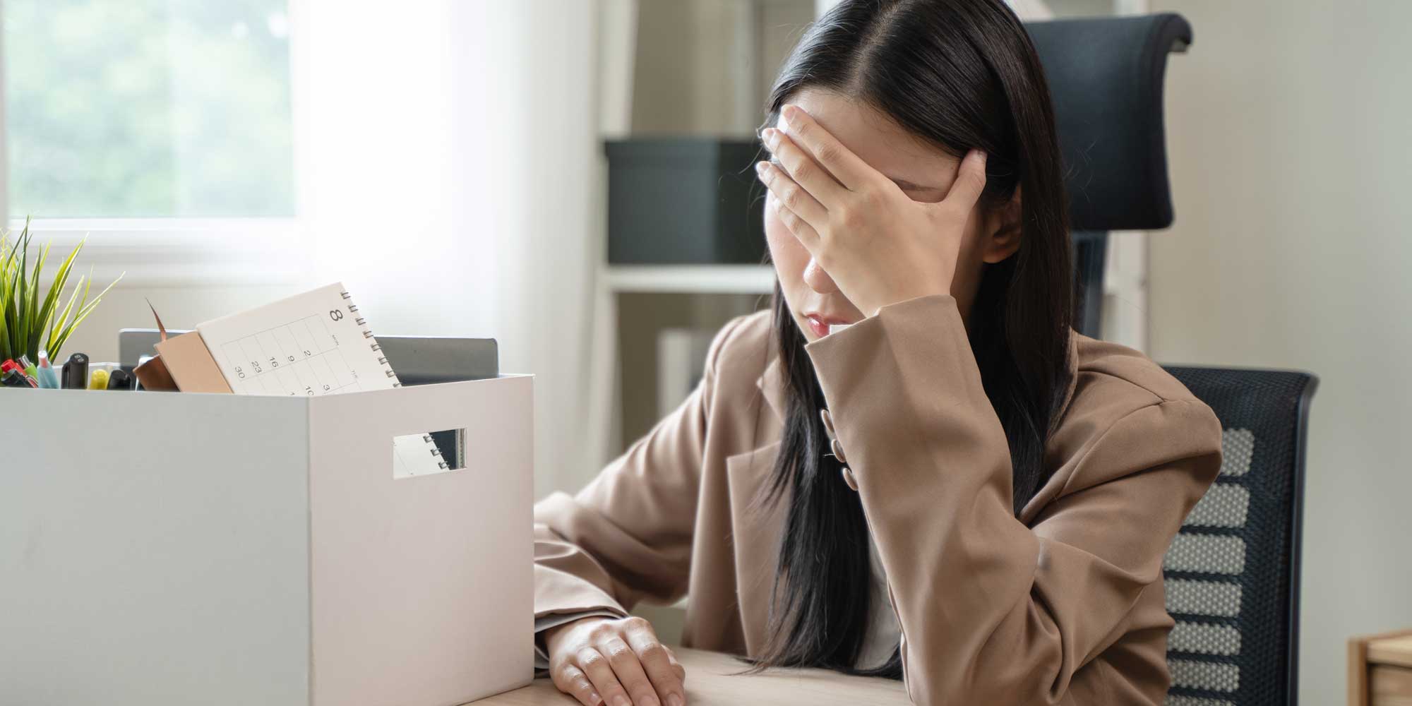 UK copper fired after faking keyboard taps using photo frame