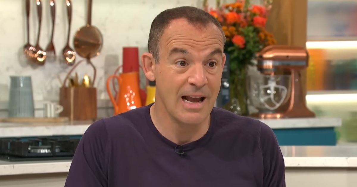 Everything you need to know as Martin Lewis supports 'hugely important' travel tip