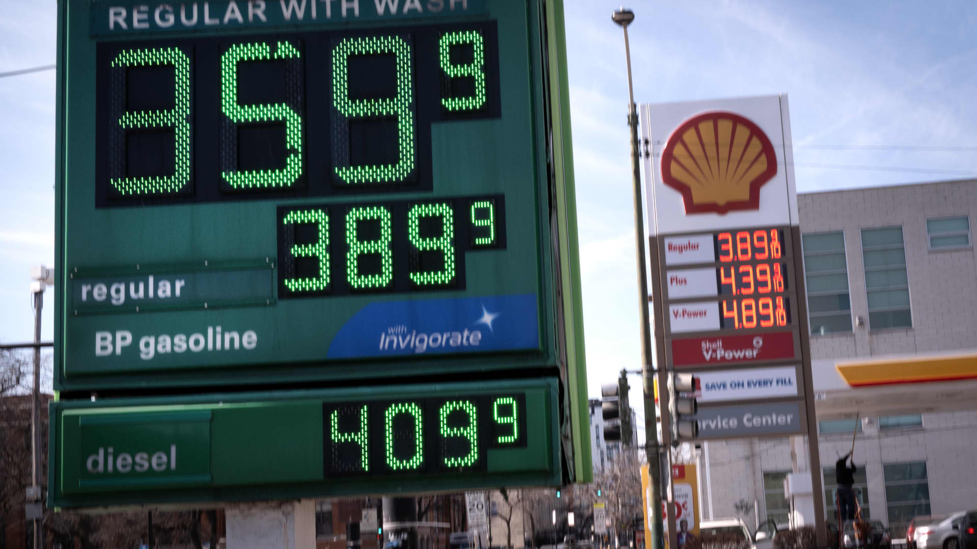 Treasury yields are little changed as traders weigh inflation and recession risks