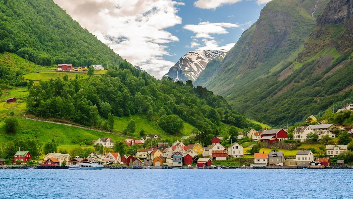 5 Countries That Will Pay You To Move There And Start A New Life