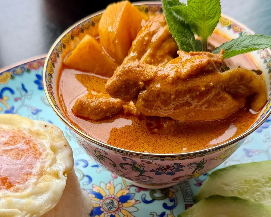 Malaysian Restaurant Med Salleh Opens in North London