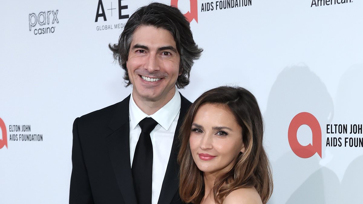 Superman star Brandon Routh and She's All That icon Rachael Leigh Cook make debut as couple