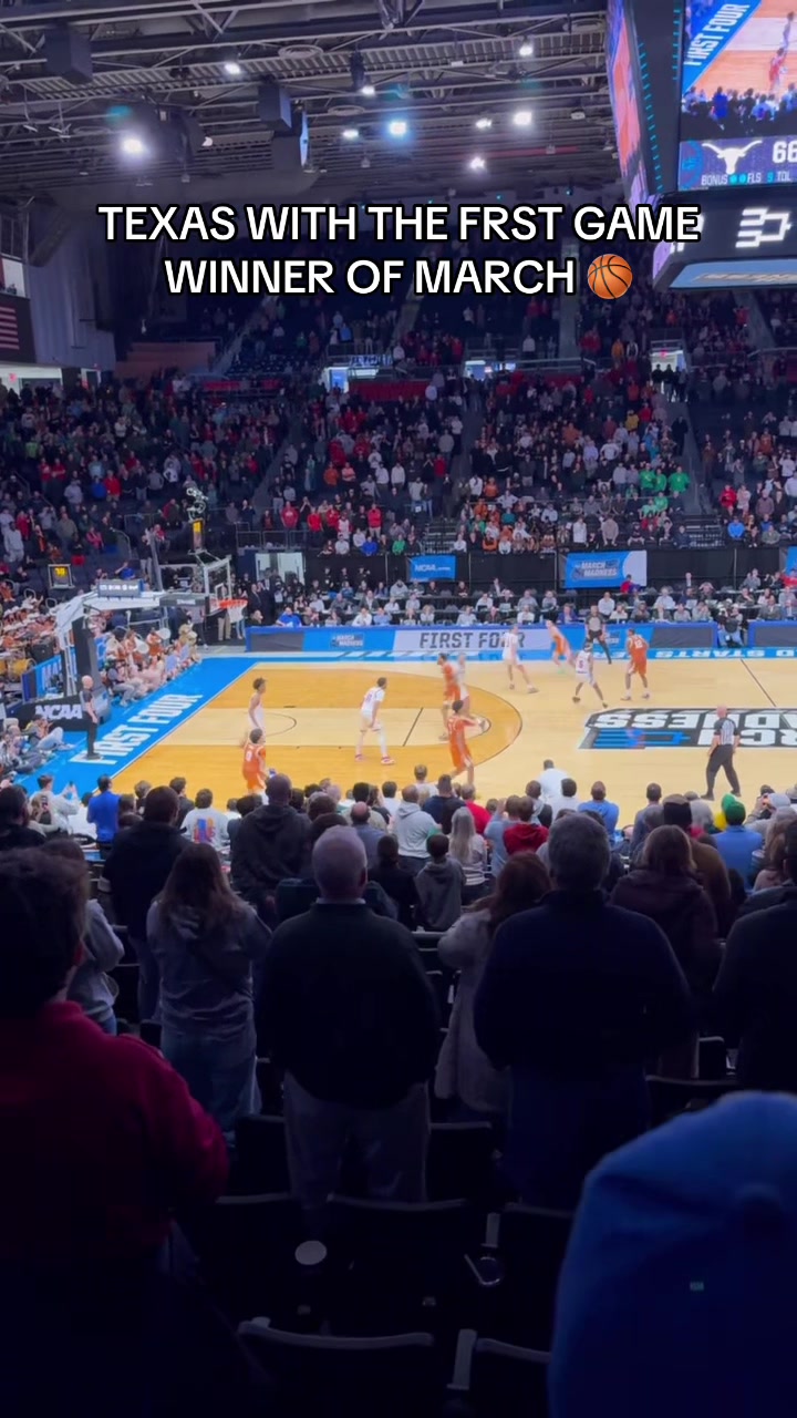 TEXAS FOR THE WIN TO START MARCH 🏀 (🎥:coleadamss/x) #marchmadness #cbb #basketball #texas
