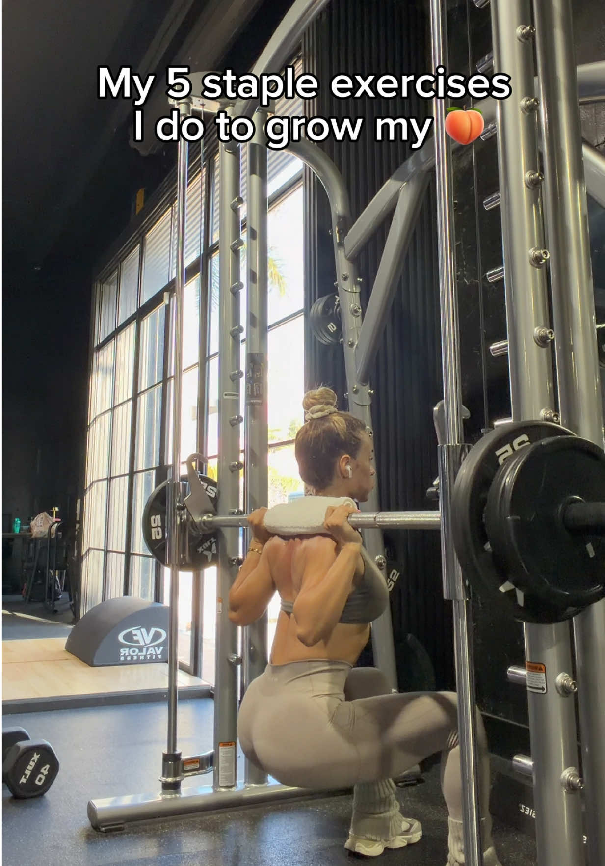 We can build the booty so we don’t have to buy the booty.  Sometimes when you go to the gym and you feel super overwhelmed, it’s good to have a base of workouts that you can go to. These are my favorites. 4x10 each round  Smith machine, heavy squats  RDL‘s Hip thrust Walking lunges Cable kickbacks