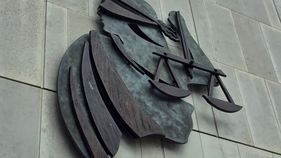 Refugee smuggled sister into Ireland claiming she was his wife