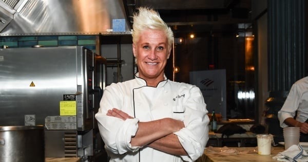 Star Chef Anne Burrell's Death Scene Reveals Dozens of Pills