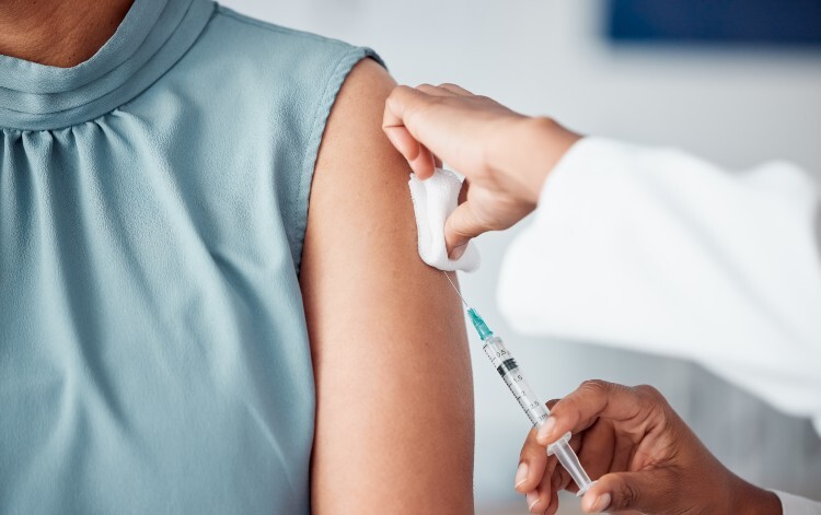 Pharmacies told to load spring Covid slots