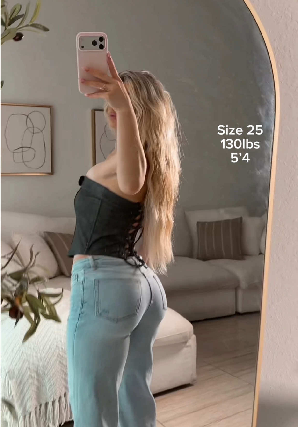 Bbl but without thr surgery lets say that 👏🏻 these jeans are 10/10 #hotgirlsummer #HotGirlEssentials #forwomen #jeans #AAALASPARATUCURRO